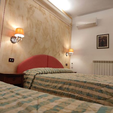 Santa Maria Giudice Hotel Ristorante Da Carlos المظهر الخارجي الصورة